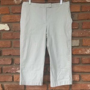 Izod Micro-striped Green and White Capris Size 14